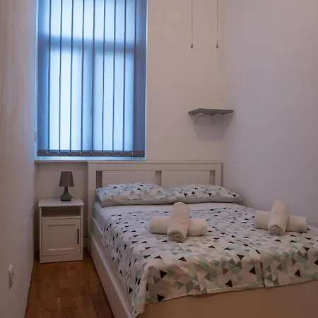 Апартаменты Centar, Gega *