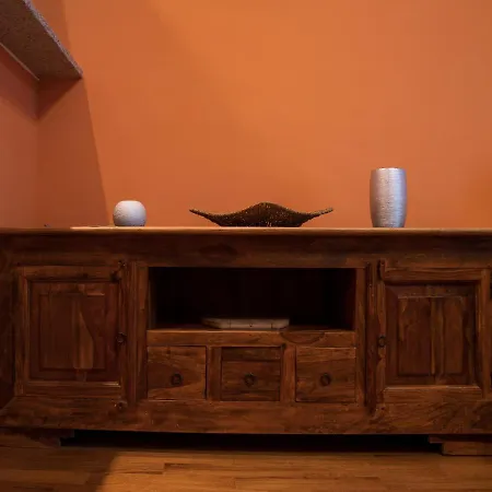 Centar, Gega Ловран