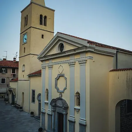 Apartman Centar, Gega Lovran