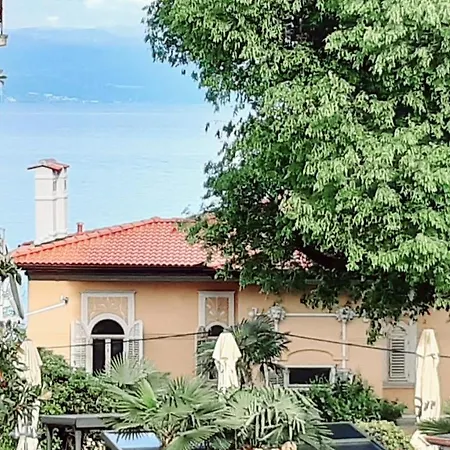 Centar, Gega Apartman