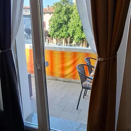 Centar, Gega Lovran